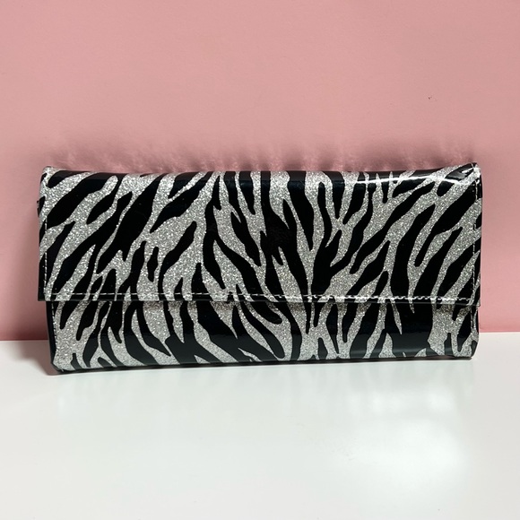 Vintage Handbags - Vintage Y2K mcbling zebra glitter animal print wallet